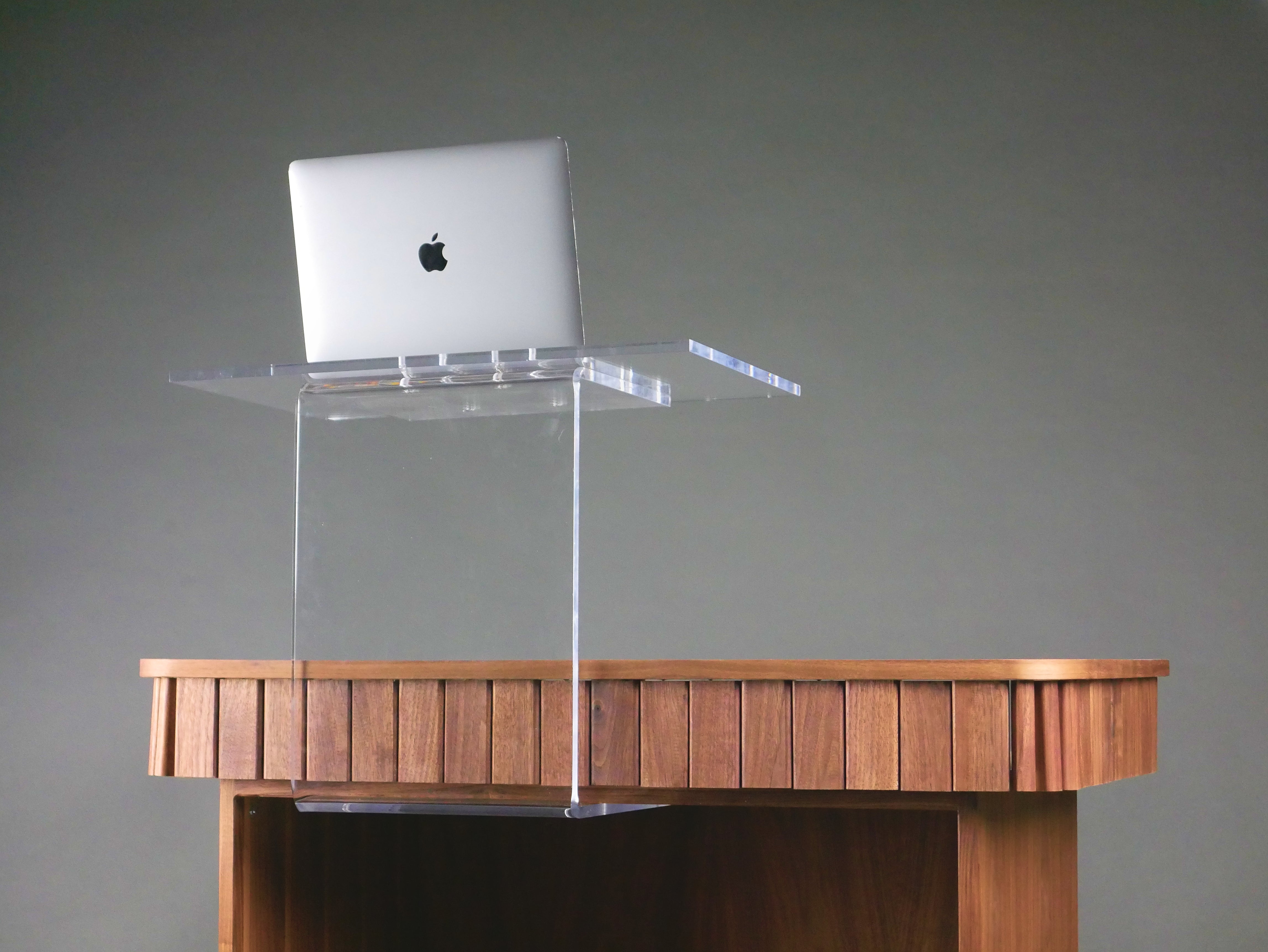 Acrylic Laptop Stand – Custom DJ Company
